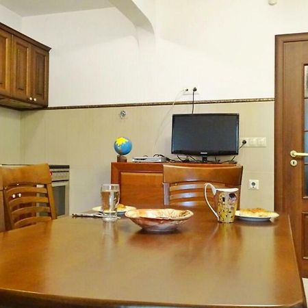 Apartment Kafedral Varna Esterno foto