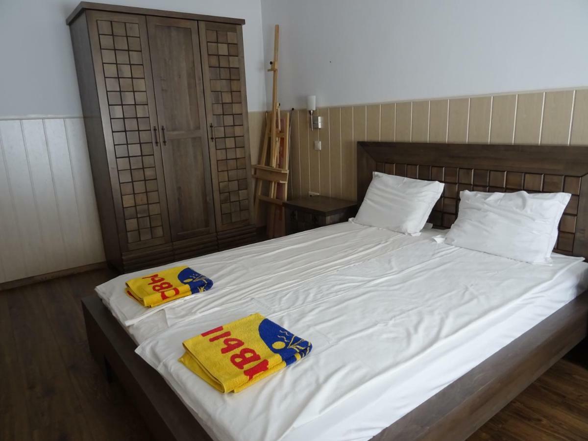 Apartment Kafedral Varna Esterno foto
