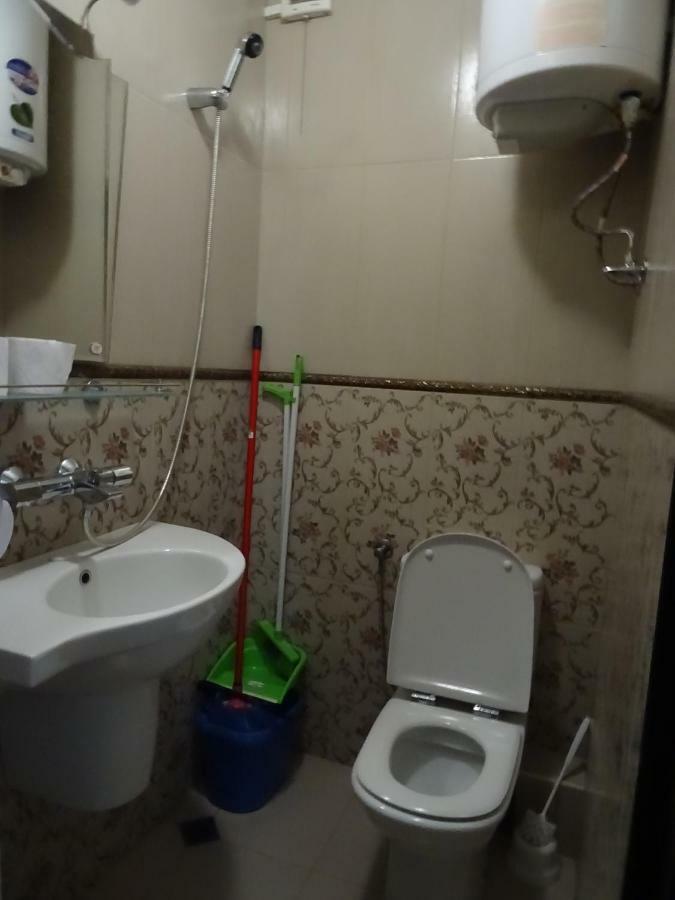 Apartment Kafedral Varna Esterno foto