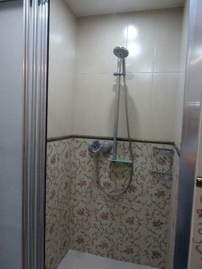 Apartment Kafedral Varna Esterno foto